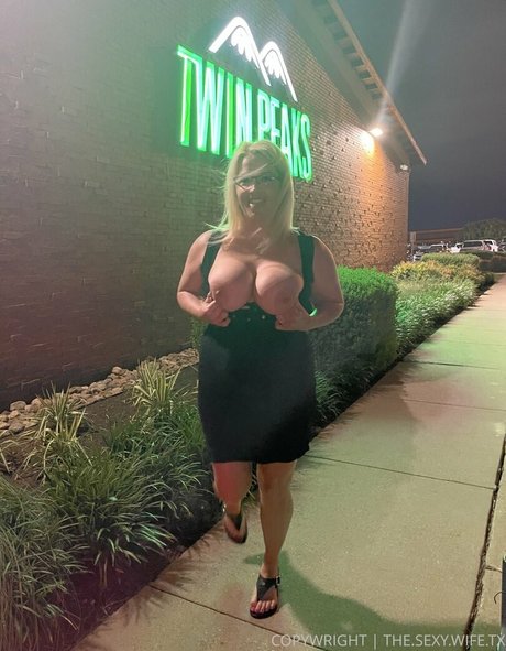 thesexywifetx pornostar kostenlose archiv