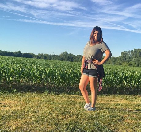 Terrisa Bukovinac model erwachsene bilder