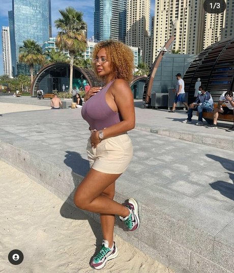 Georgina Seaman top nette archiv