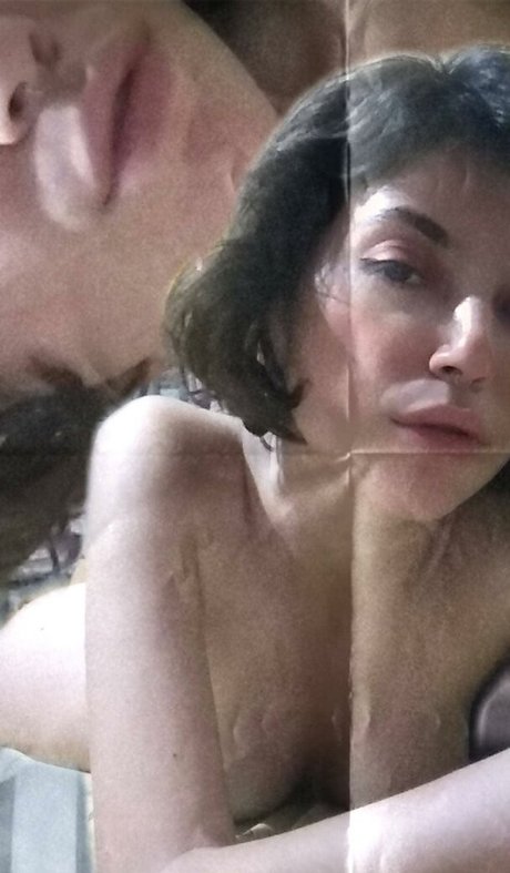 Busra cabuk nackt erotische galerie