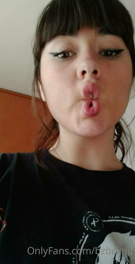 bzbckup nacktheit heiße bild