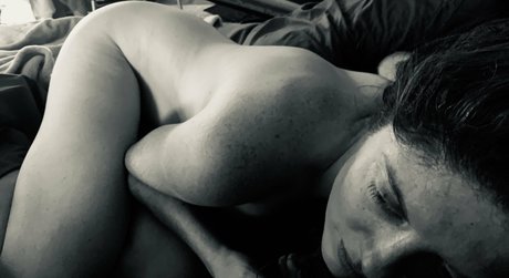 bustybrooke1 porno exklusive archiv