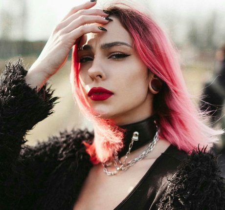 Kit Lilith hd xxx galerien