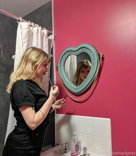 gothic milf onlyfans porno nackte archiv