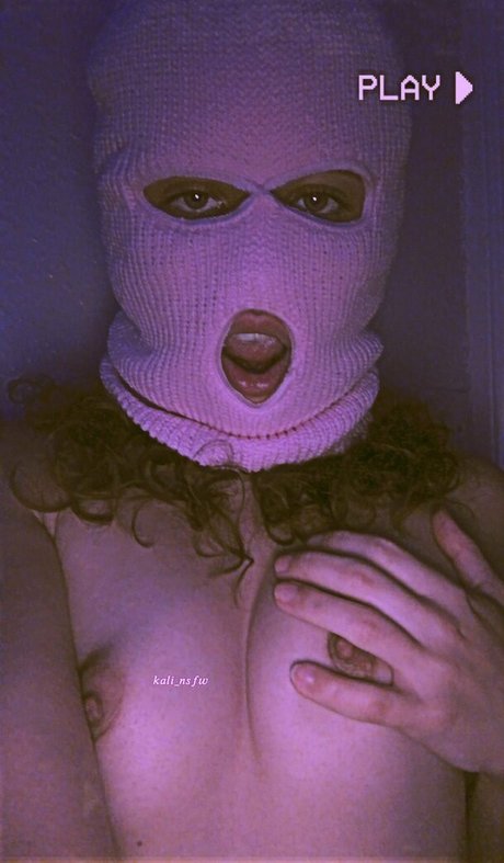 alix flux schauspielerin akt bild