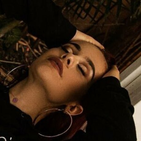 latinaqueen_ hübsche nackt foto