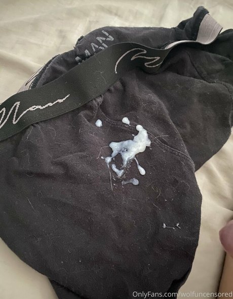 wolfuncensored model porno fotos