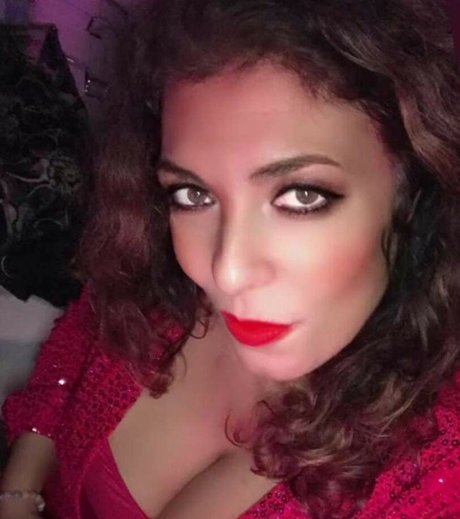 Betty LaRouge nacktheit heiße bilder