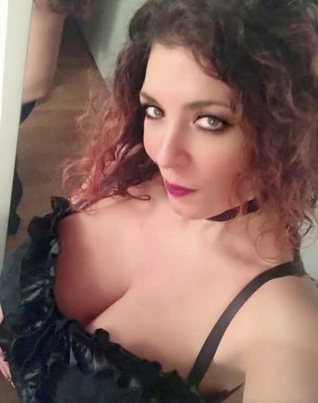 Betty LaRouge xxx porno galerien