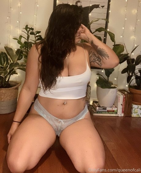 queenofcali schauspielerin nackten bilder