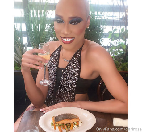 darirose schauspielerin xxx foto