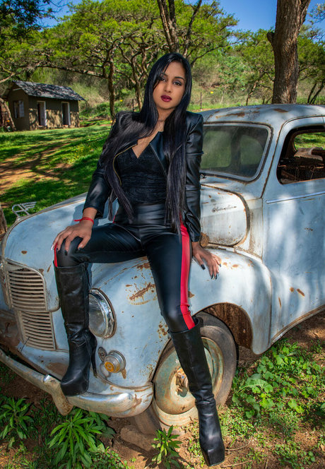 thequeentrish xxx schöne archiv