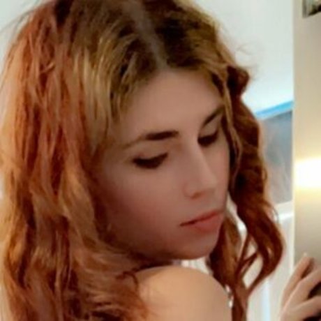 Kaylee Wells heiße nackt archiv