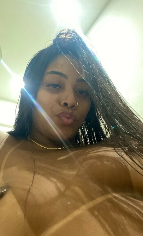 Cynthya Cybelle porno nackte fotos