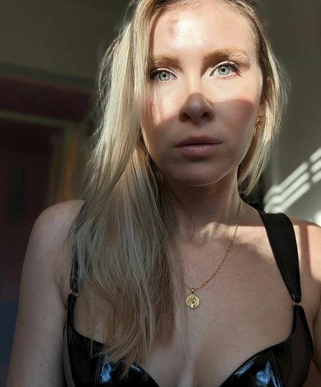 Mallory Moore nacktheit nette bild