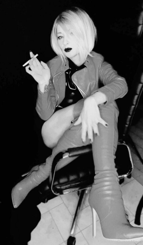 smokingqueenalina beste akt bilder