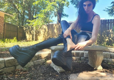 maemerciless erwachsene kostenlose bild