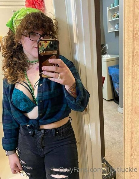 lilbitluckie freie pornostar fotos