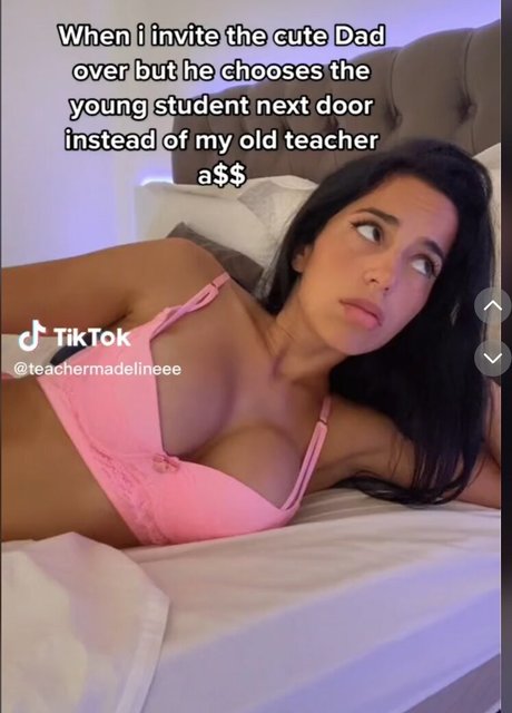 Maddy Foxx exklusive akt galerie