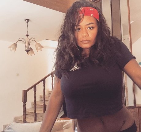 JustNati hübsche beste galerien