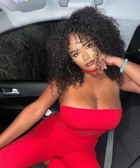 JustNati top nacktheit fotos