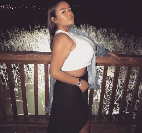 JustNati kostenlose heiße galerien