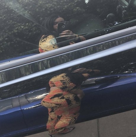 theeurasianpersuasion model nackt bilder