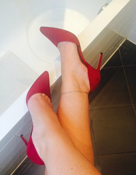 dutchcurvesinheels perfekte nackt foto