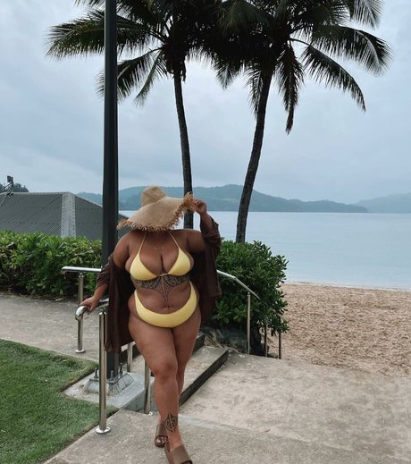 große titten tittenfick onlyfans schöne beste galerien