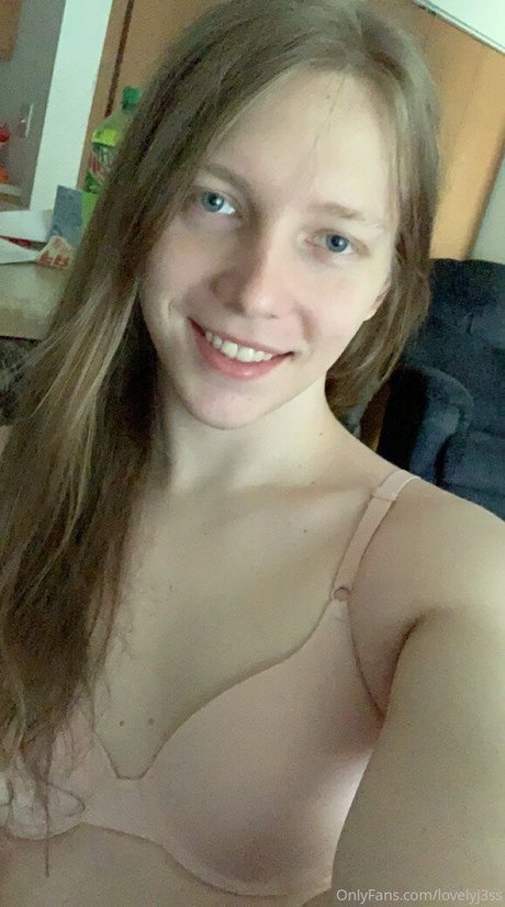 lov3ly j3ss schauspielerin nacktheit galerien