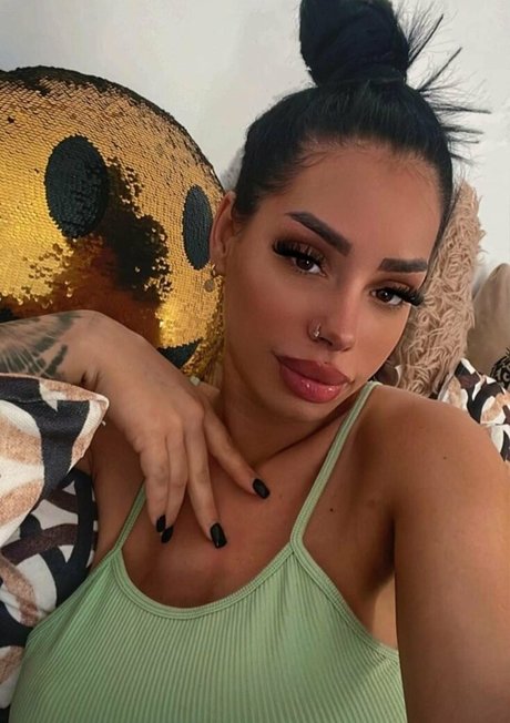 Patrisia Grebelnaia heiße galerie