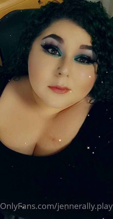 jennerally playful model nackte bilder