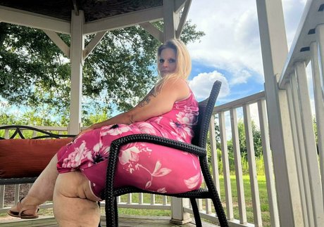 msjuicypear pornostar kunst archiv