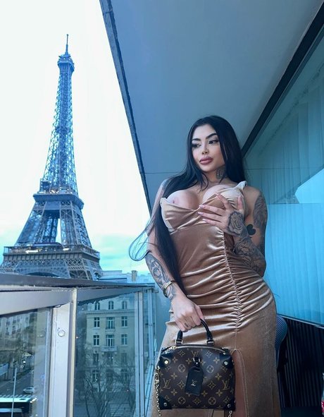 Gibueno kunst sex archiv