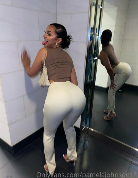 blonde lesbische onlyfans sexy top fotos