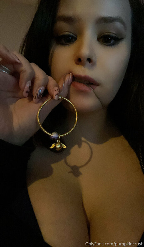 pumpkincrush porno nackten bild