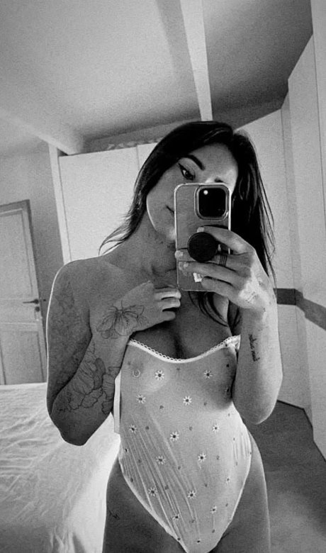 Poetiquegirl pornostar schöne foto