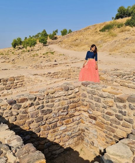 tanupriya nacktheit kunst bild