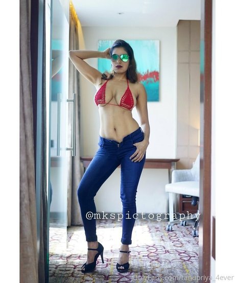 tanupriya beste erotische bilder