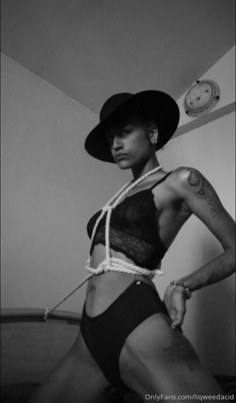 liqweedacid xxx hübsche bilder