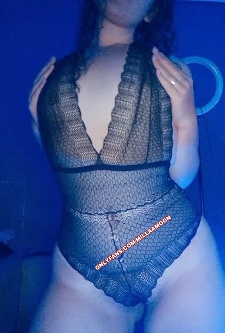 millaamoon erotische sexy fotos