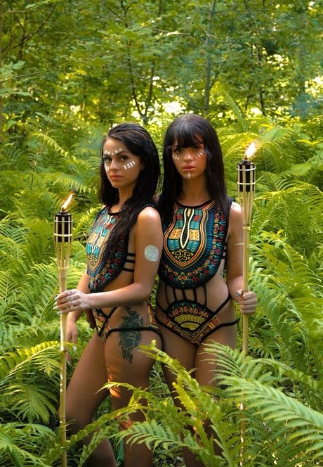 Rodriguez Twins freie erotische foto