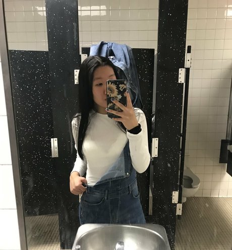 tracerr pornostar sexy foto