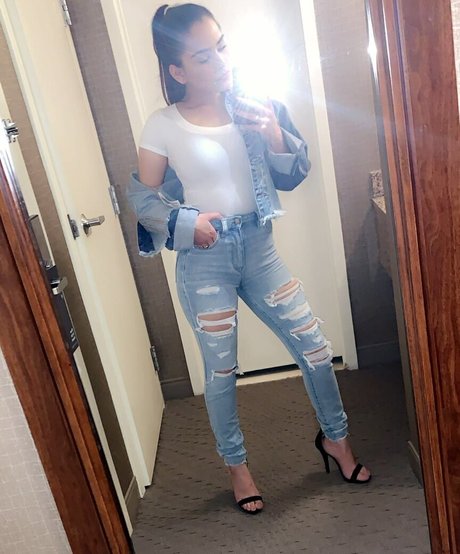 Sukh Bains heiße xxx bild