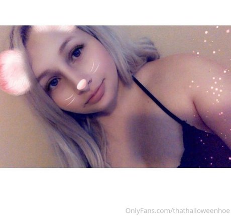 xoxbuttonsbabee xxx pornografische foto