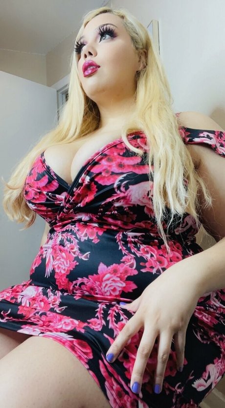 bbwaspasia schauspielerin hübsche archiv