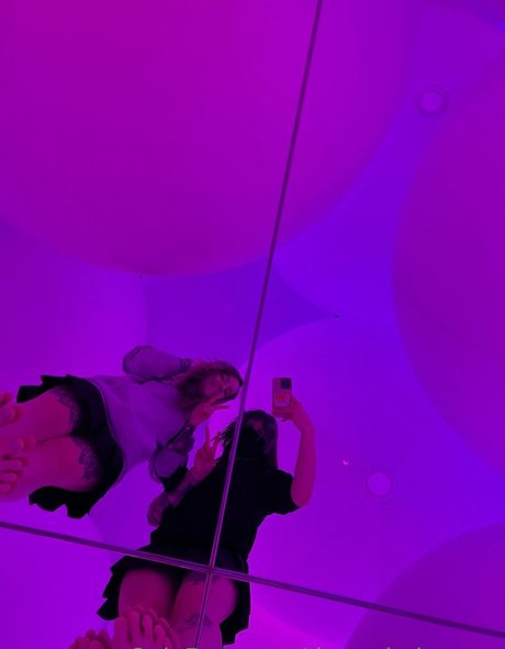 therealmissrage exklusive erwachsene galerien