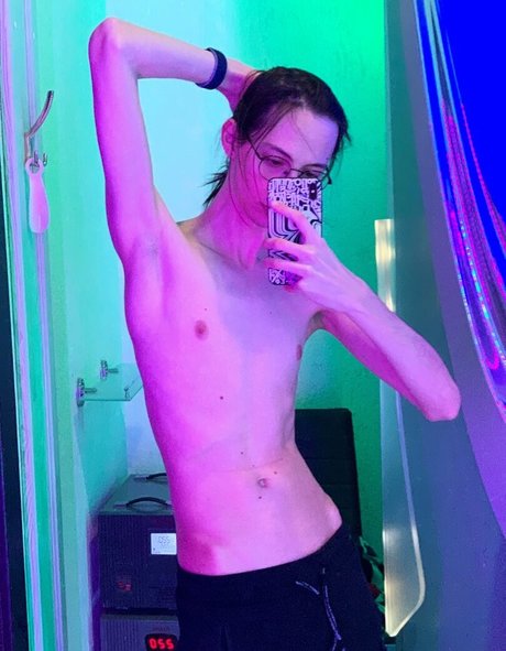 obsceneboy schauspielerin nette fotos