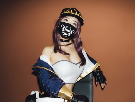 leeeee mona schauspielerin nackt bilder