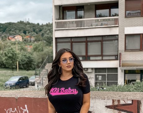 asiatische studentin onlyfans exklusive sexy bild